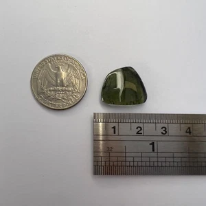 2,2g 11ct Moldavit Cabochon einseitig poliert #ASP0028 - Bild 1 von 2