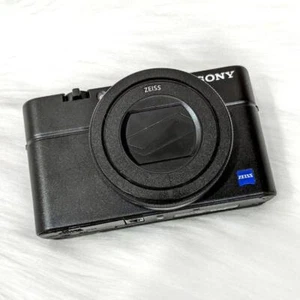 Sony Cyber-shot DSC-RX100M4 RX100 IV Digital Camera 2.9 x Optical Zoom 99% new - Picture 1 of 4