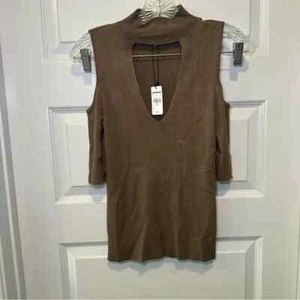 NWT Express Brown Ribbed Mock Neck Cutout Cold Shoulder Knit Top size L - Picture 1 of 10