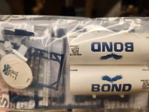 Walthers 20' Bond Bulk Intermodal Container Tank KIT 8103! - Picture 1 of 1