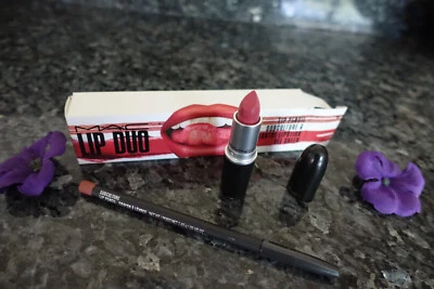 Lápis labial MAC lip duo e batom brilhante novo na caixa tamanho completo selecione o seu  - Imagem 1 de 4