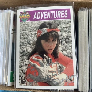 Elisabeth Sladen signed Doctor Who Autogramm RAR signed Sammelkarte Cornertone - Bild 1 von 3