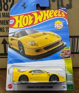 2025 HOT WHEELS MAINLINE CASE Q FERRARI F4O COMPETIZIONE HW EXOTICS LONG CARD - Picture 1 of 3