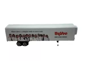Ertl 1/64 Hy-Vee dipendente di proprietà sorriso utile solo in ogni corridoio semirimorchio - Foto 1 di 7