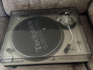 Technics SL-1200MK5 Silver with Dust Cover Direct Drive DJ Turntable System Used - Picture 1 of 8