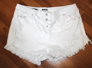 Wild Fable Target Women's White Highest Rise Denim Distressed Shorts Size 18 - Picture 1 of 3