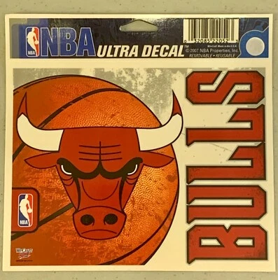 Chicago Bulls Clásico 5.5"x6" Ultra Calcomanía Logo NBA Color Adhesivo Decoración Retro NUEVO Foto 1 de 4