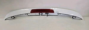 2011-15 Kia Sorento Rear Spoiler Wing 3rd Brake Light Pearl White OEM Kia - Picture 1 of 9