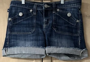 ROCK AND REPUBLIC Women’s DENIM SHORTS WITH CUFFS SZ 6 - Picture 1 of 7