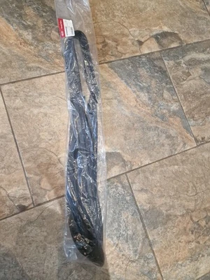 SELLO VENTANA EXTERIOR PUERTA DELANTERA DERECHA ORIGINAL KIA CEED MK2 2013-18 82540A2000 Foto 1 de 2