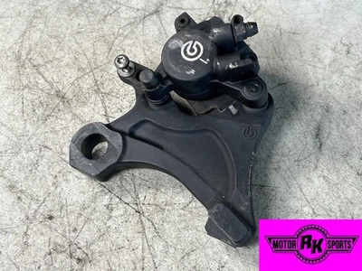 13-17, 2013-2017 TRIUMPH DAYTONA 675 REAR BACK BRAKE CALIPER W MOUNT BRACKET Foto 1 de 4