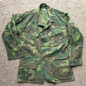 Giacca vintage ERDL cotone ripstop combattimento giungla taglia piccola regolare 1969 - Foto 1 di 4