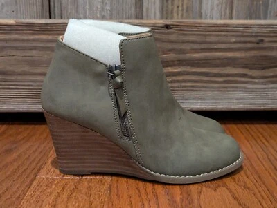 Report Womens Olive Guine Zipper Wedge Heeled Bootie Boots Vegan Leather Sz US 6 - Image 1 of 4