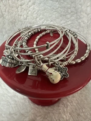 Alex and Ani Navidad Charm Brazalete Brazalete Conjunto de 6 Muñeco de Nieve, Regalo, Estrella Foto 1 de 4