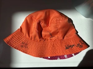 Dunkin Orange Bucket Hat Signiert - Bild 1 von 5