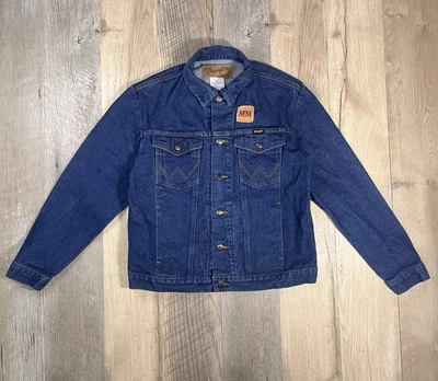 Chaqueta de Camionero Denim WRANGLE Hombre Mediana (FUNCIONA PEQUEÑA) 100% Algodón Abrigo 'MM' PARCHE Foto 1 de 4