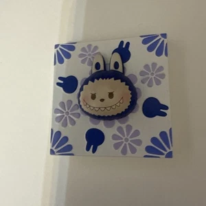Pop mart Pop Bean Macau Tile Series Magnet - LABUBU - Picture 1 of 4