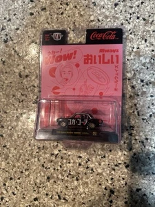 2025 M2 MACHINES COCA-COLA 1969 DATSUN BLUEBIRD 1600SSS- A52 Black/Decorative - Picture 1 of 4