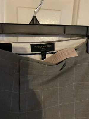 134- Banana Republic Womens Reegan Gray Windowpane Pants Sz 6P, New With Tags - Image 1 of 2