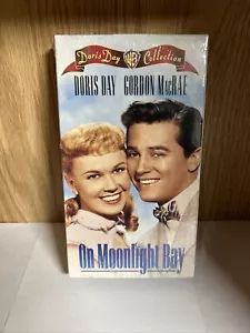 On Moonlight Bay - Warner Bros- Doris Day, Gordon MacRae VHS Sealed 1996 - Picture 1 of 9
