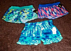 Girl's Shorts Set of Three 3 different designs Size 6 - Picture 1 of 10