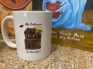 My Dollhouse Is Haunted Kaffeebecher Whitney LaBrie Miniaturen - Bild 1 von 4
