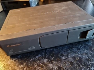 Pioneer CDX-P25 Auto Multi-CD Player 6 Disc Changer UNTESTED - Picture 1 of 9