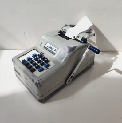 GIUSEPPE INZADI M58 ANTIQUE CALCULATOR. MILANO. ITALY. 1950s - Image 1 of 4