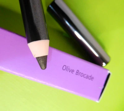 CHANTECAILLE ~ BROCADO DE OLIVA ~ DELINEADOR GLIDE BRILHANTE ~ 0,04 oz ~ delineador verde - Imagem 1 de 4