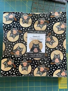 Moda OWL-O-WEEN by URBAN CHIKS Layer Cake - Picture 1 of 2