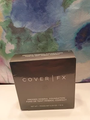 Cover FX Pressed Mineral Foundation Compact w/Mirror in T1. Full Size, 10g.  - Image 1 of 2