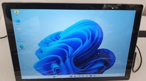 Microsoft Surface Pro 5 1796 i5-7300U 12,3" 8GB RAM 256GB SSD Glasschaden - Bild 1 von 5