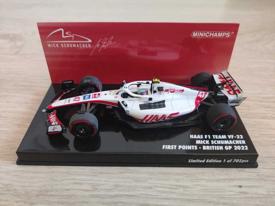 F1 Haas VF-22, Schumacher, First point British GP 2022, 702 pcs Minichamps, 1:43 - Image 1 of 3