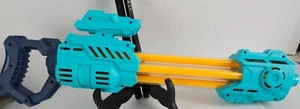 Long Range Water Toy gun High Pressure Summer Swimming Pool Backyard - Picture 1 of 8