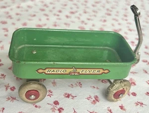 Vintage 1933 Chicago World’s Fair Souvenir Green Radio Flyer Wagon 4” - Picture 1 of 10