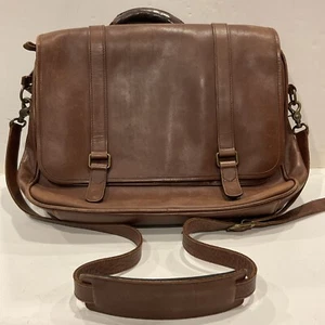 VINTAGE EDDIE BAUER LEATHER MESSENGER BRIEFCASE BAG Approximately 13x15 - Picture 1 of 9