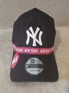 New York Yankees New Era 9Twenty Black White red Cotton Adjustable Strap Hat Cap - Picture 1 of 9