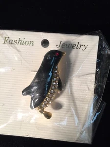 BROCH-PIN Gold Toned Penguin 🐧black With Clear RhineStone Fashion Jewelry - Picture 1 of 4