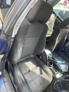 2002 Subaru Outback Drivers Seat - Compatible with 98-03 Legacy #B618 - Picture 1 of 8