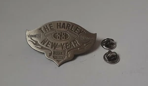 pin's Harley Davidson / the harley new year (double attache) - Picture 1 of 2