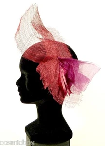 Petit chapeau de cérémonie femme pince RUE du BAG France bordeaux rouge mariage - Picture 1 of 3