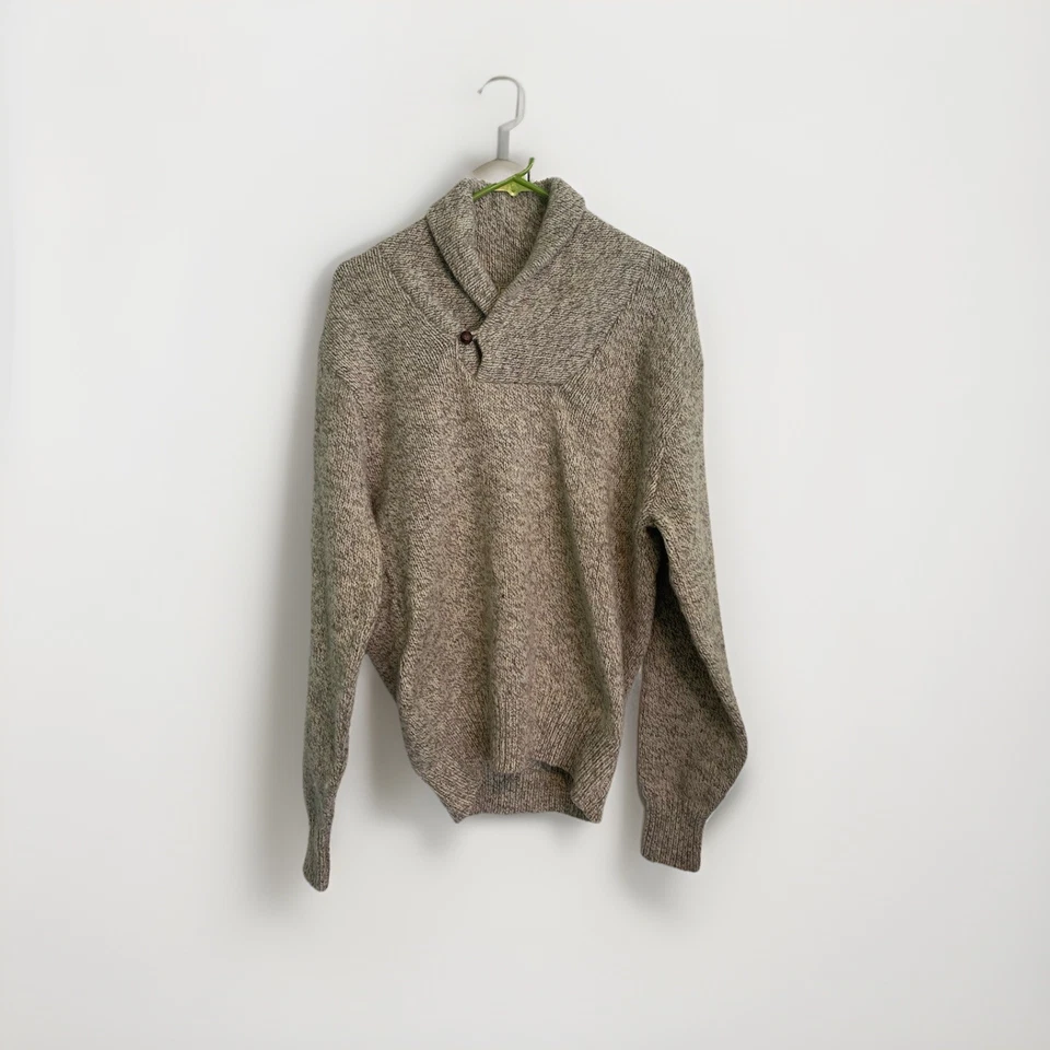 DE COLECCIÓN L.L. Suéter Cuello Chal Lana Frijol, Pullover Mediano, Lana Moteada Hecho en EE. UU. Foto 1 de 4