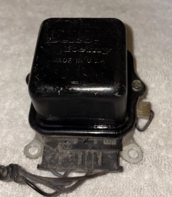 NOS 1962-72 Chevrolet And GM Cars And Trucks Voltage Regulator 1119515 - Image 1 of 3