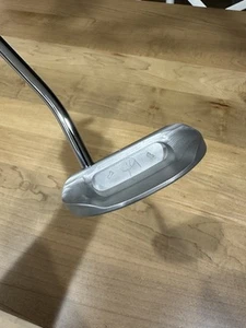 Black Lab Putter - Picture 1 of 4