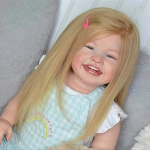 28 Zoll Reborn Baby Puppe bemalt Lächeln Kleinkind Mädchen verwurzelt lange Haare Stoffkörper Geschenk - Bild 1 von 3