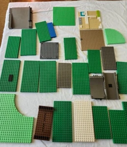 Large lot of LEGO Thick Base Plates 80s green, white, grey - Picture 1 of 10
