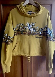 Wrangler Retro Hoodie Womens Medium M Yellow Cowboyl All Over Print Cropped - Picture 1 of 22