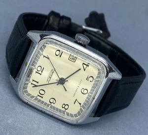 Montre-bracelet vintage Raketa de 1980 | Calibre 2614.H à 16 rubis #21025 - Picture 1 of 11