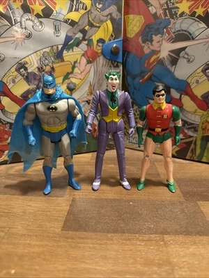 Lote Kenner DC Super Powers Batman, Robin y Joker 1984 Foto 1 de 4