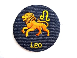 PARCHE VINTAGE SOL ZODIACO ASTROLÓGICO LEO SIGNO REDONDO TELA VAQUERA neocurio - Imagen 1 de 4
